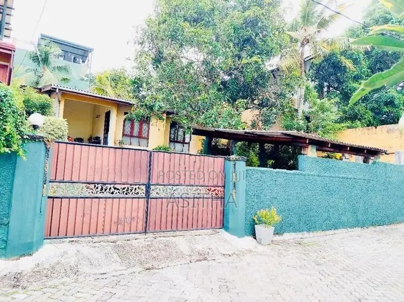 16 Perch Land for Sale Nugegoda