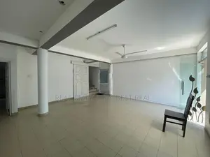 Mount Lavinia:15 Bedrooms Luxury House for Sale at De Seram Place