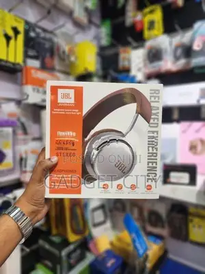 JBL 64D Wireless Headphone