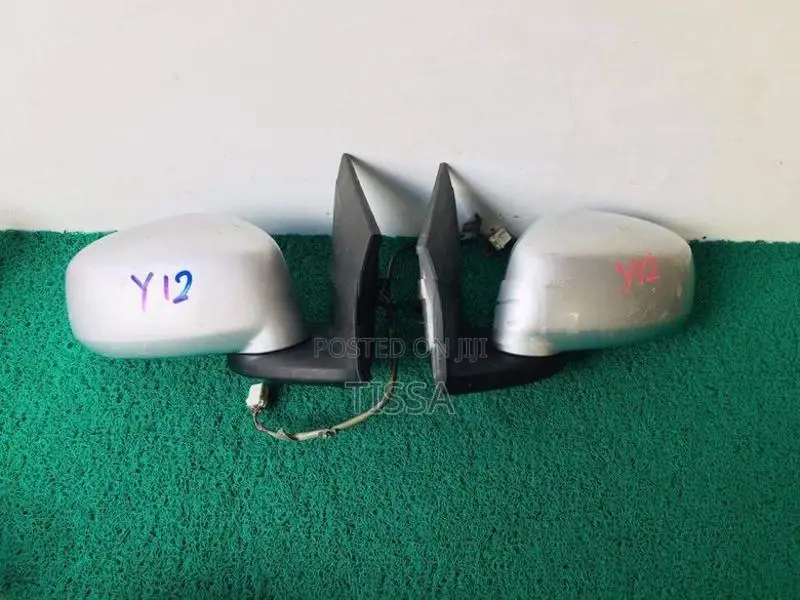 Nissan Wingroad Y12 Side Mirror