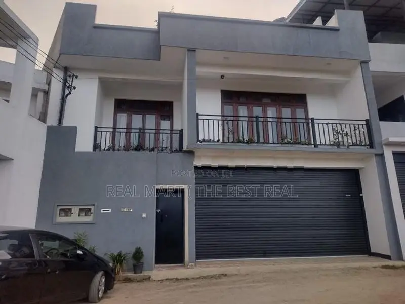 Bandarawela Town : Brand New 6BR Luxury House for Sale
