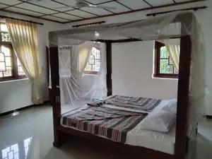 Beruwala Town : 5BR (20P) Luxury House for Sale