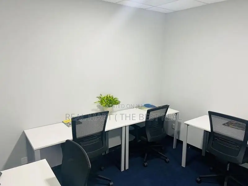Colombo 3 : 13,500 sf (18P) Showroom for Sale