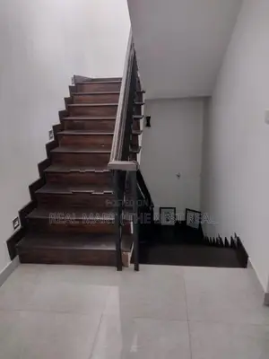 Bandarawela Town : Brand New 6BR Luxury House for Sale