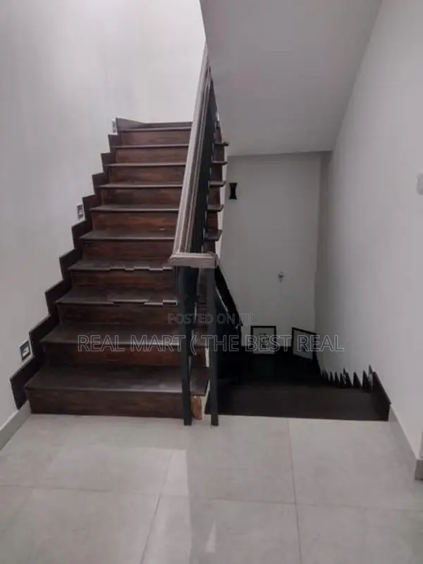 Bandarawela Town : Brand New 6BR Luxury House for Sale