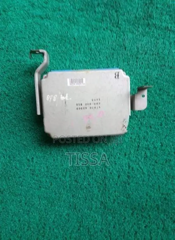 Nissan X Trail T30 ABS Control Unit