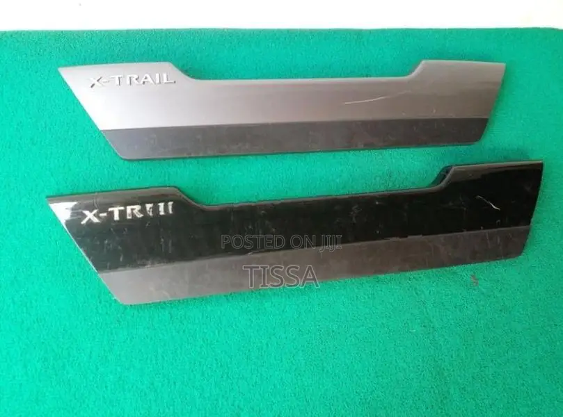 Nissan X Trail T31 Rear Door Finisher