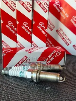 Toyota prius zvw30 vitz ksp130 spark plug 90919-01275