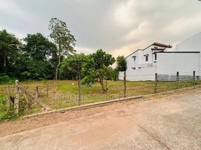(AFA948) water Front 16 P Land for Sale at Battramulla