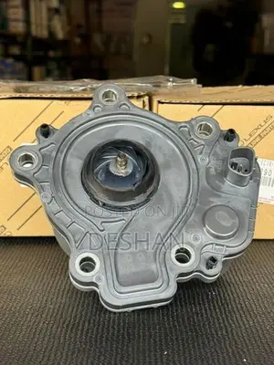 Toyota Engine Coolent pump water Genuine