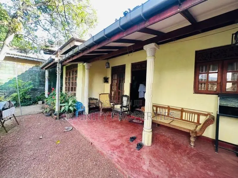 (AF986) 15 P Land Sale at Liyange Mw Nawala