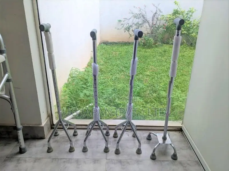 Quad Cane / Tripod Walking Sticks Aid