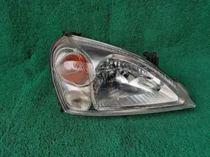 Suzuki Liana Headlight