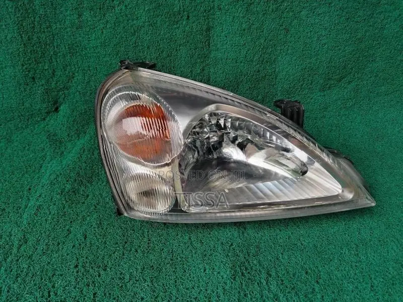 Suzuki Liana Headlight
