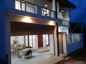 Brand New Solid Modern 2 Story House-Piliyandala