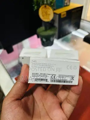 Apple 20W USB-C Power Adapter