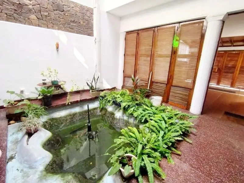 Two Storey House for Sale in Colombo 6