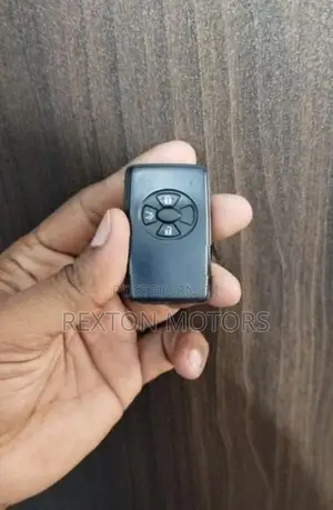 Toyota Pramio Smart Key