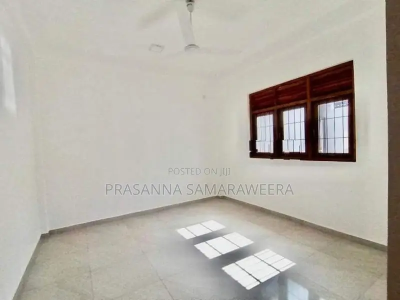 Brand New Modern Super Luxury 2 Storey House for Sale Piliyandala