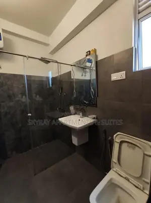 Holiday 3 Bedroom Furnished Apartment with Pool & GYM - Mount Lavinia