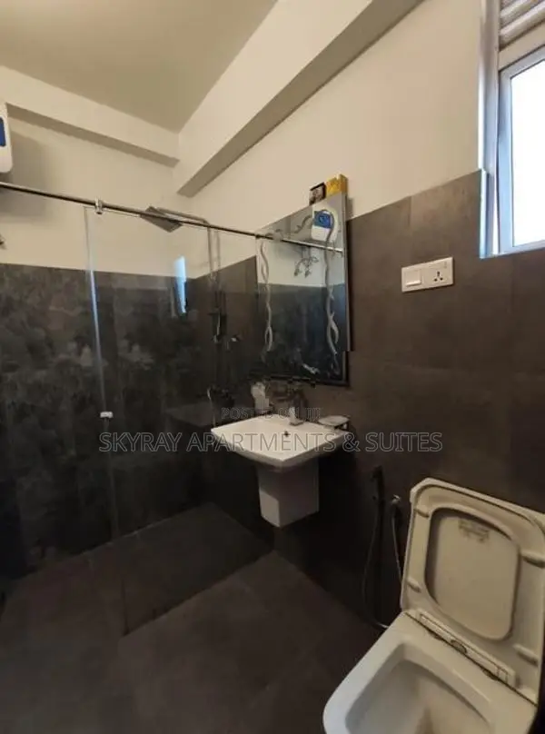 Holiday 3 Bedroom Furnished Apartment with Pool & GYM - Mount Lavinia