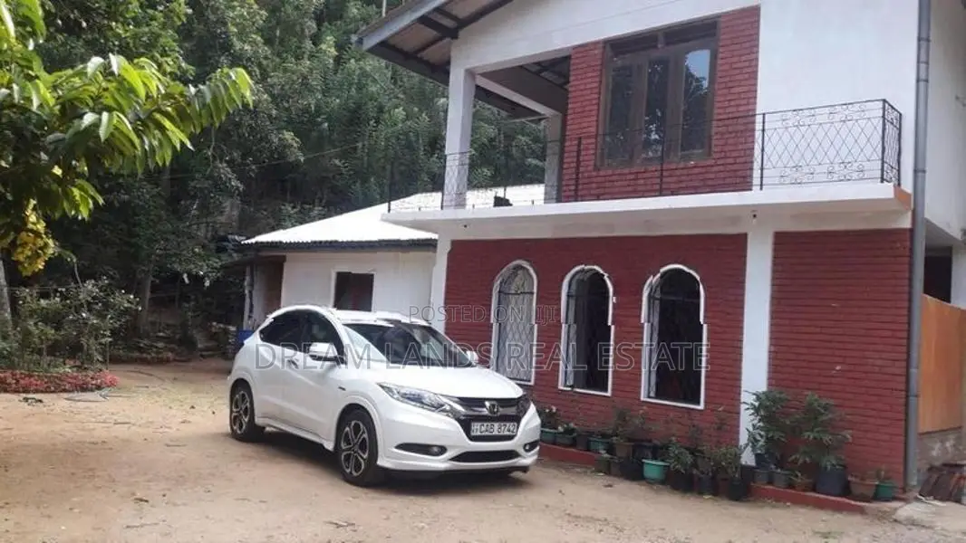 6BED HOUSE FOR SALE IN KANDY (SP502)