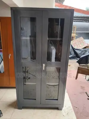 Cupboard 6ft *3ft