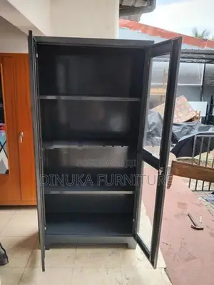 Cupboard 6ft *3ft