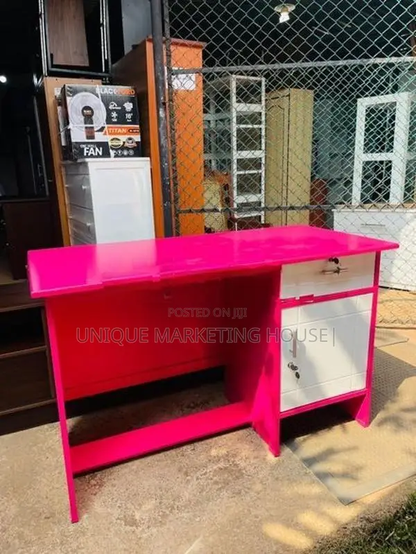 Modern 4x2 Pinky Study Table
