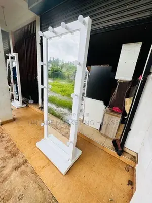 Modern Vanity Mirrors