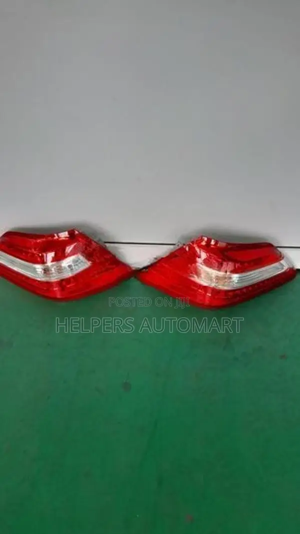 Nissan Teana J32 Tail Light