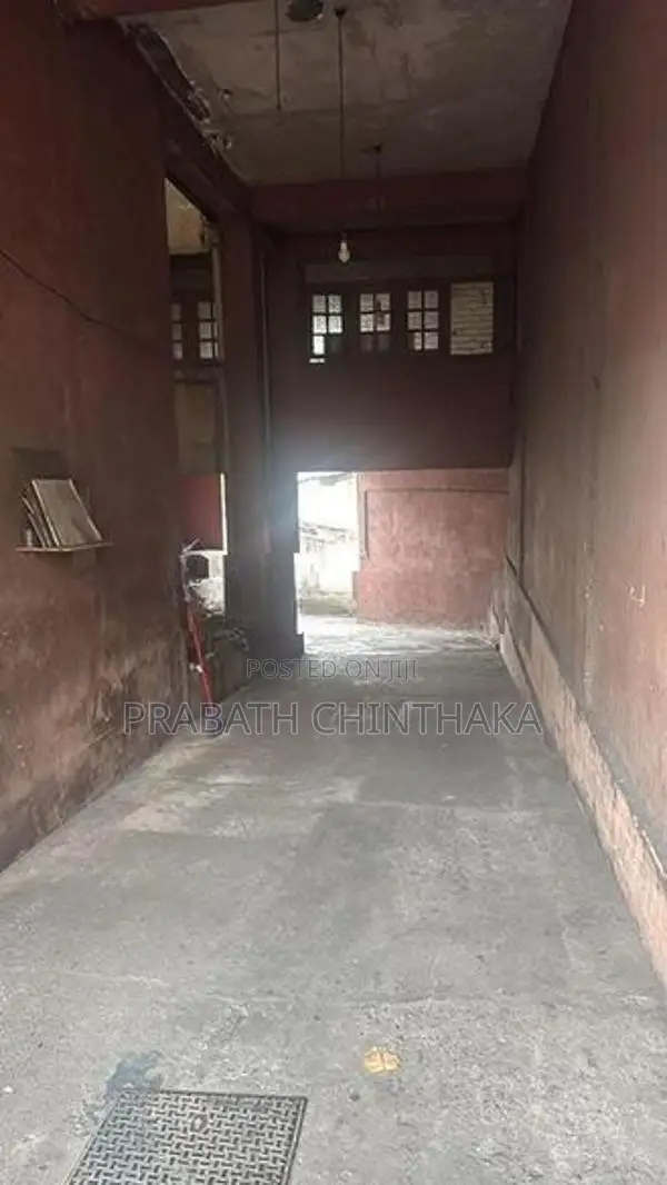 Building for Rent in Colombo 15