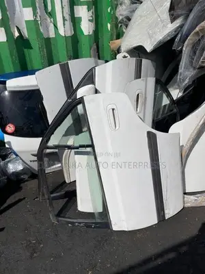Toyota Corona 210 Door Set With Mirror
