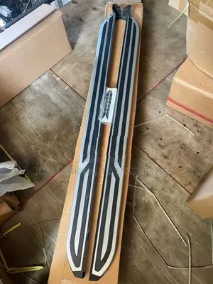 Hyundai Venue Side Step Set