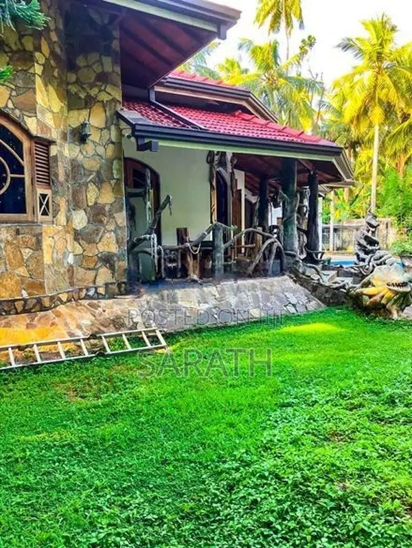 Luxury Single House For Sale With Furniture
