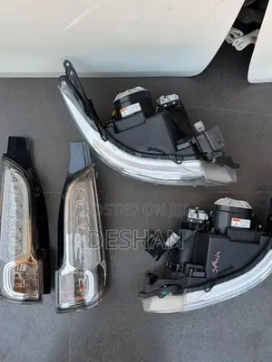 Suzuki Spacia Custom 2016 Tail Lamp