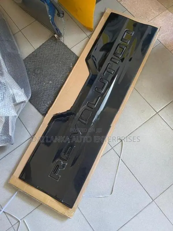 Toyota Hilux Revo Rear Door Moulding
