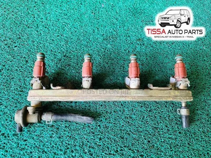 Nissan Sunny FB15 Injector Rail