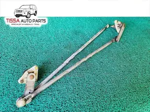 Nissan Cefiro A33 Wiper Linkage