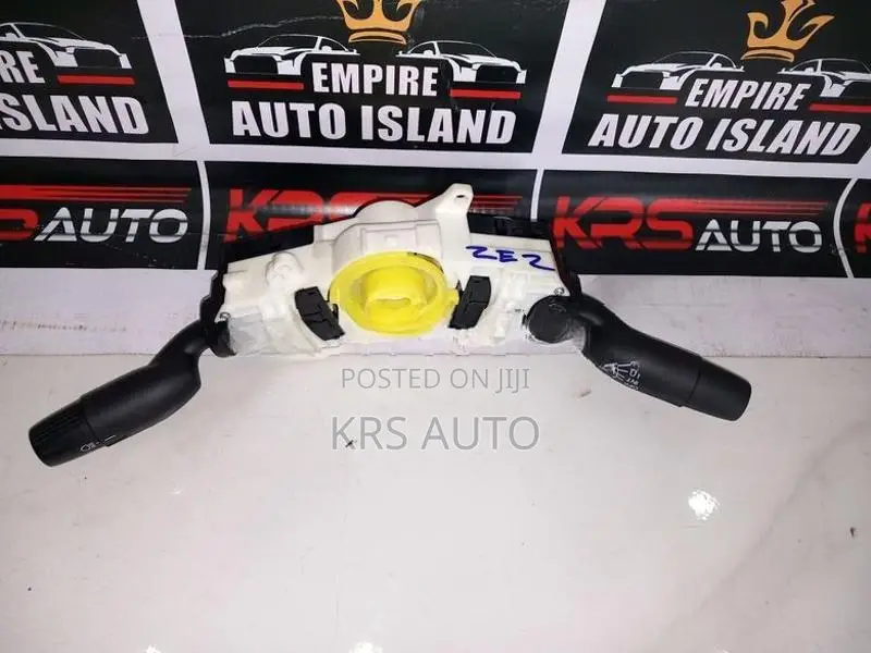 Honda Insight Head Light with Wiper Arm