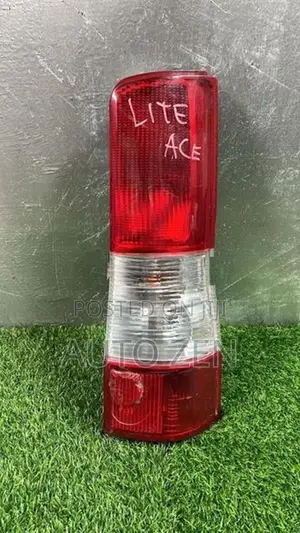 Lite ace New Mdl Tail Light (damaged)