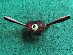 Nissan Cefiro A33 Headlight Switch