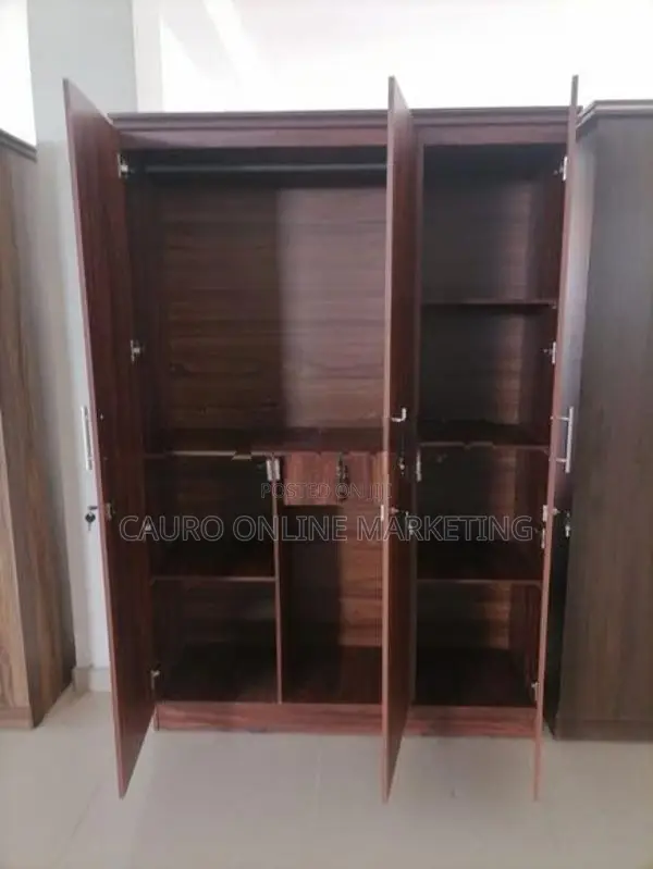 New Melamine 3 Door Wardrobe 6 X 4 Ft Cupboard