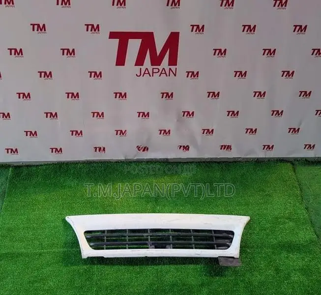 Isuzu NKR | NHR Truck Radiator Grill