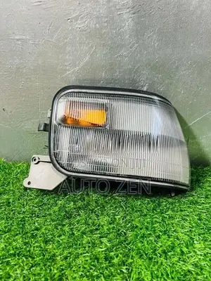PO5 Parking Light Left Side