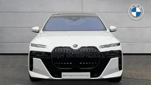 BMW 750iL 2025