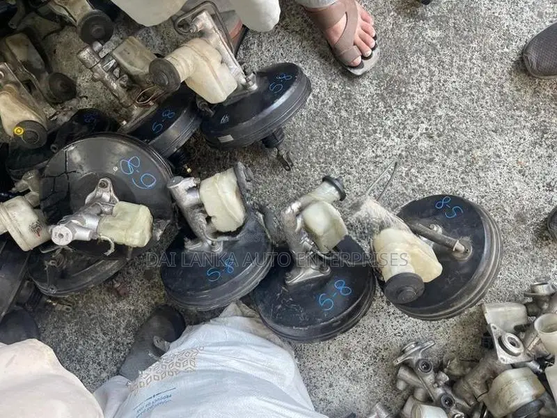 Toyota Hilux Vigo Brake Booster Complete