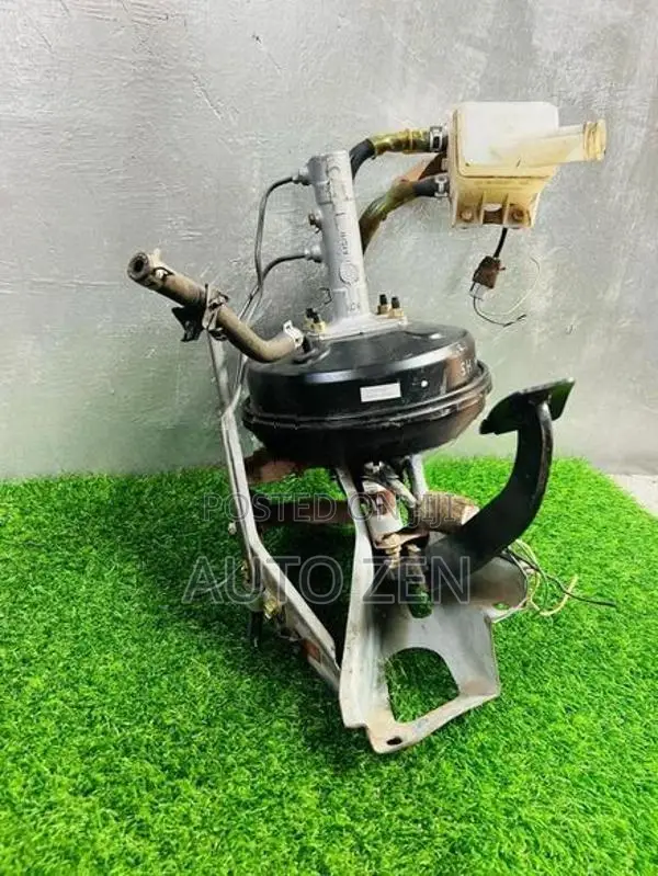 Dolphin Hiace Brake Booster (Single ) Auto