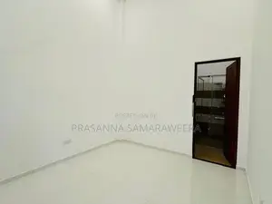 අලංකාර අති සුඛෝපභෝගී නවීනතම සුවිසල් දෙමහල් නිවස Piliyandala