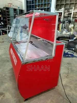 කුකුල් මස් සහ මාළු ශීතකරන. Chicken & Fish Display Coolers